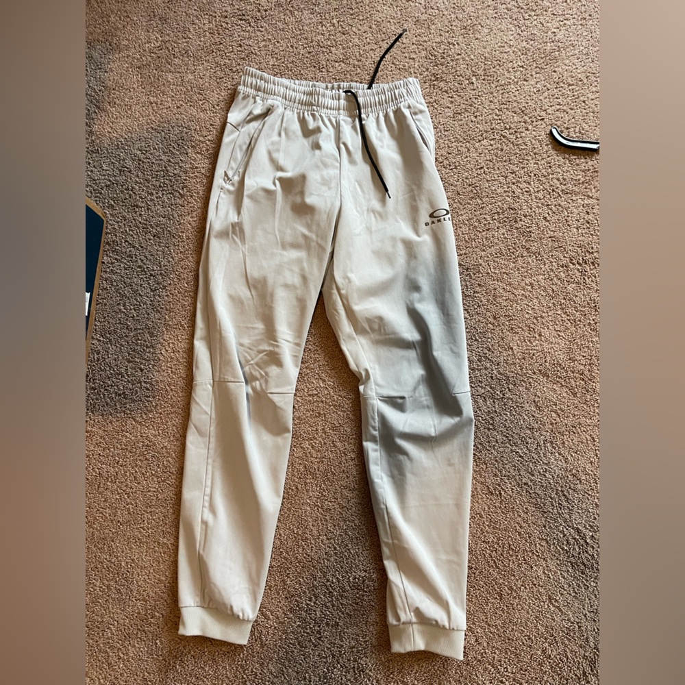 Oakley Jogger